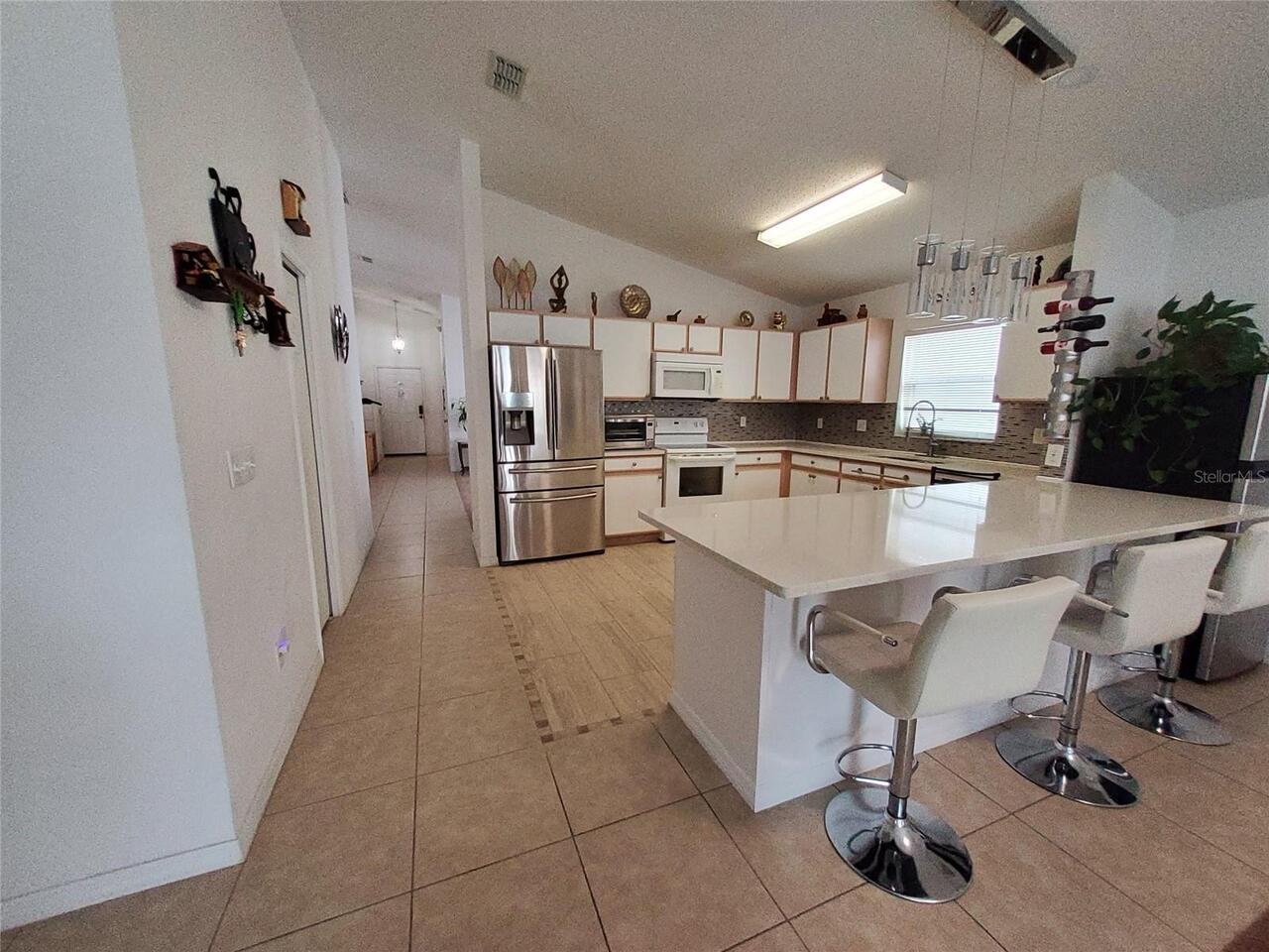 Listing Photo 10