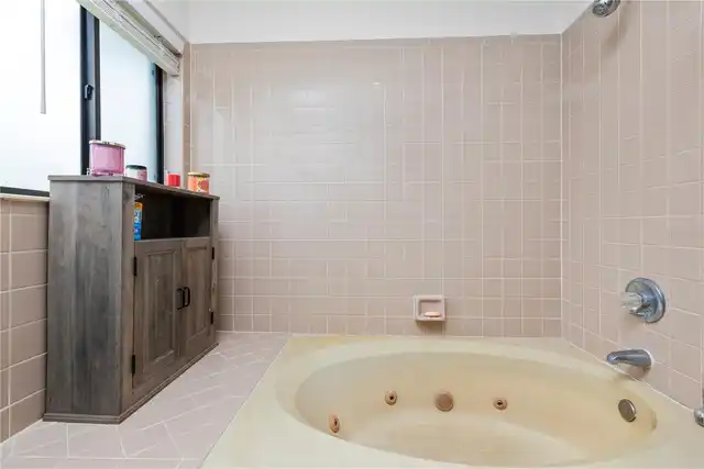Listing Photo 40