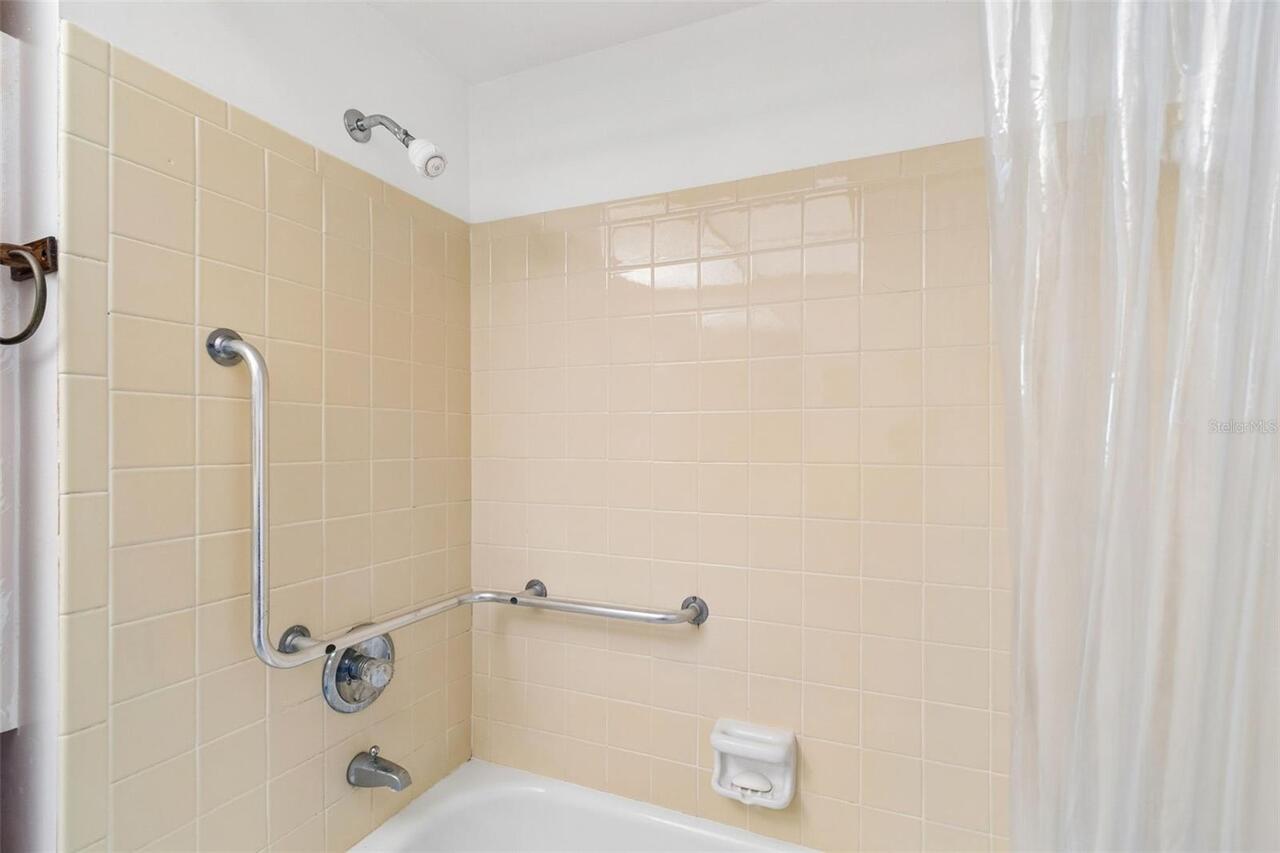 Listing Photo 34