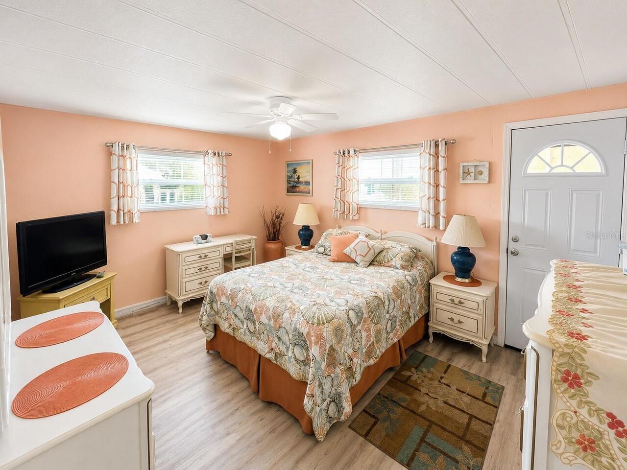 Listing Photo 15