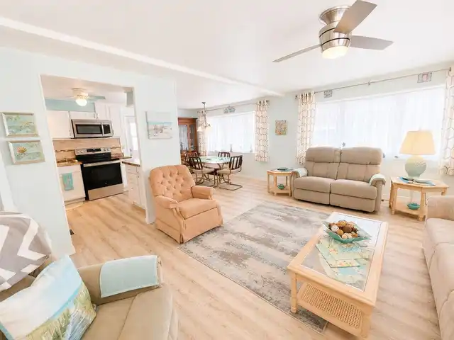 Listing Photo 7