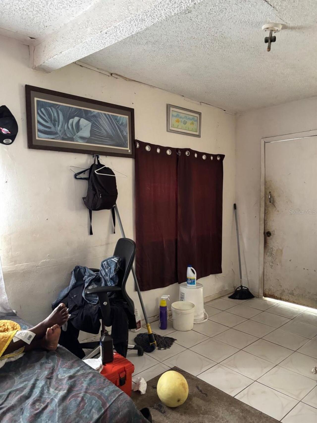 Listing Photo 9