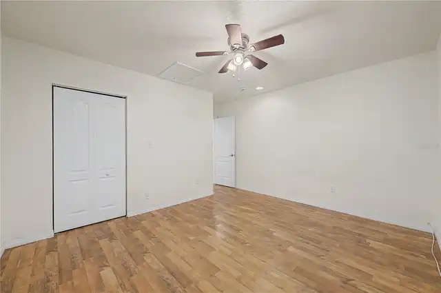 Listing Photo 28