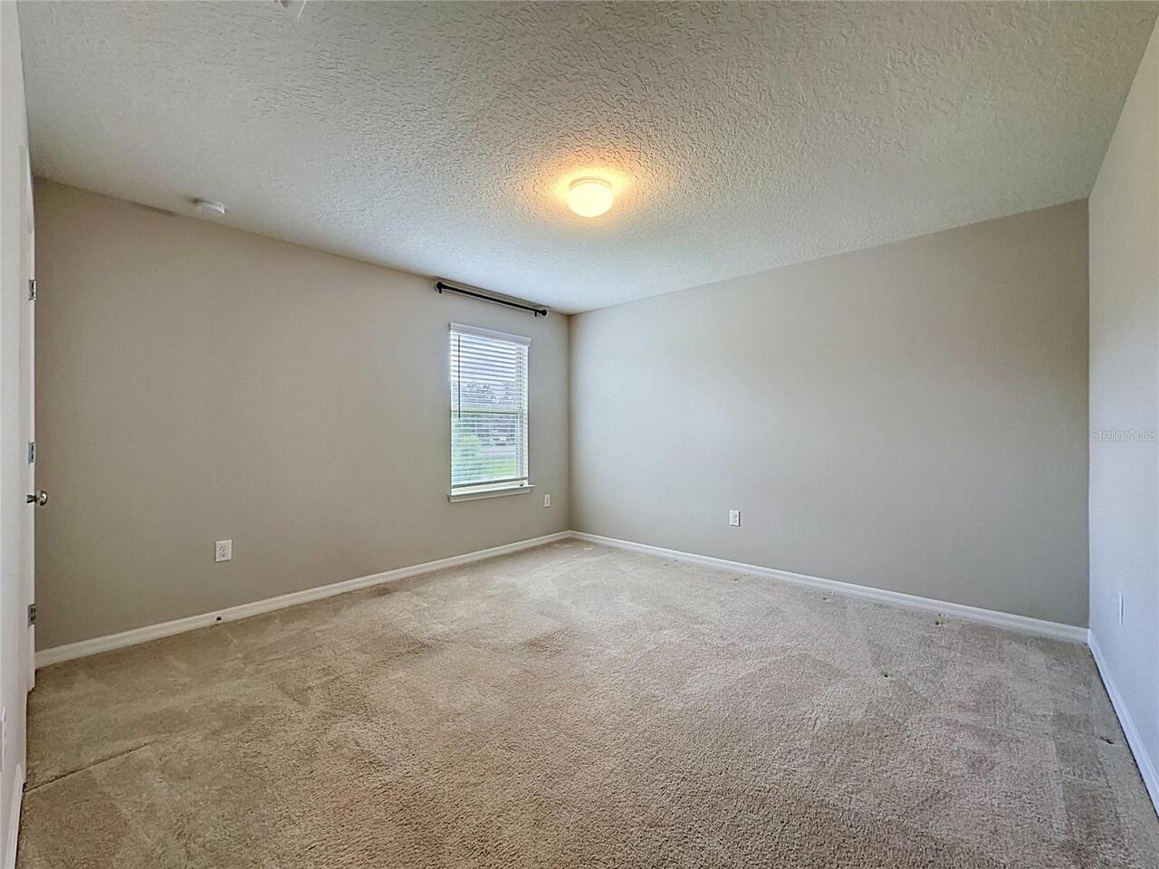 Listing Photo 38
