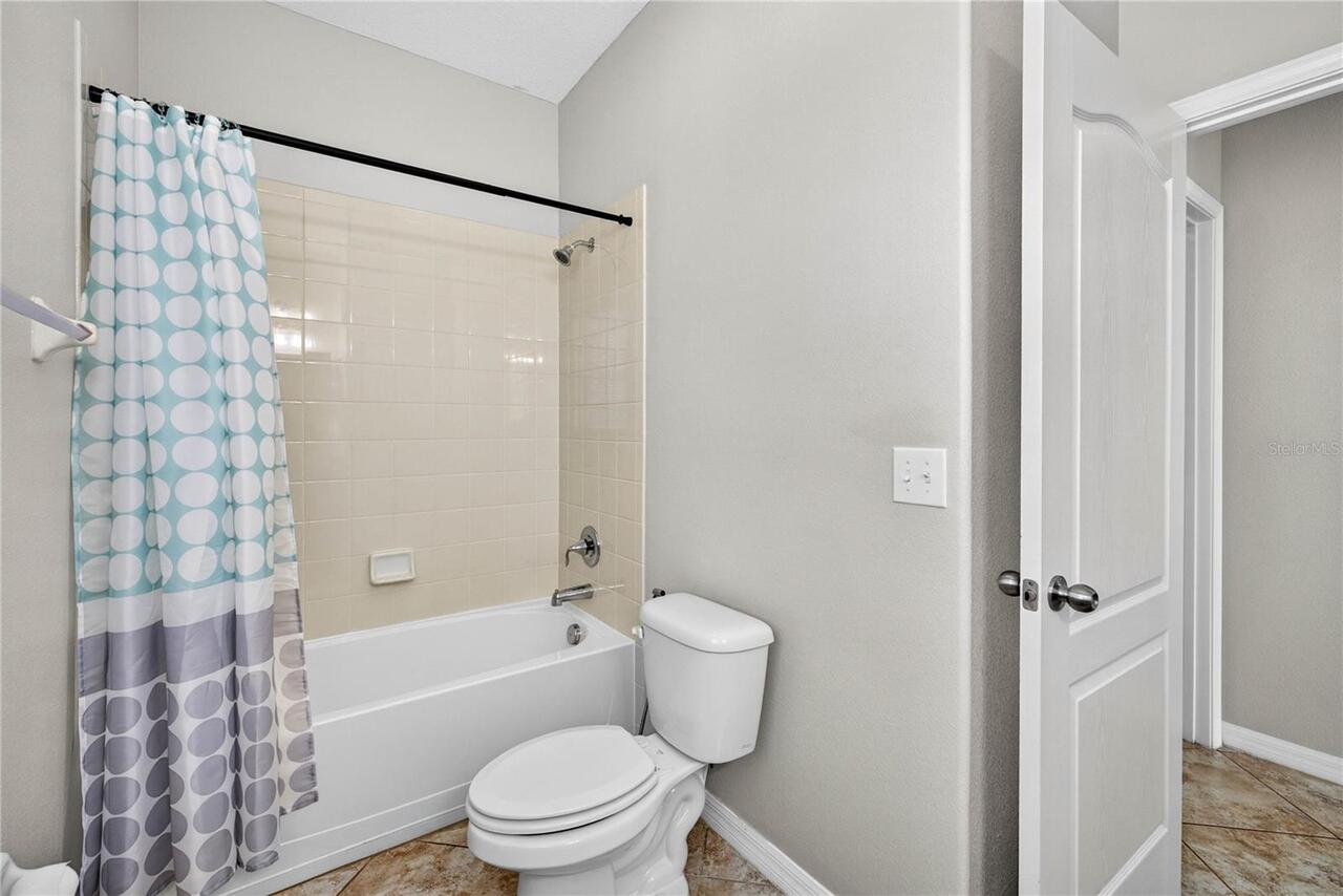Listing Photo 17
