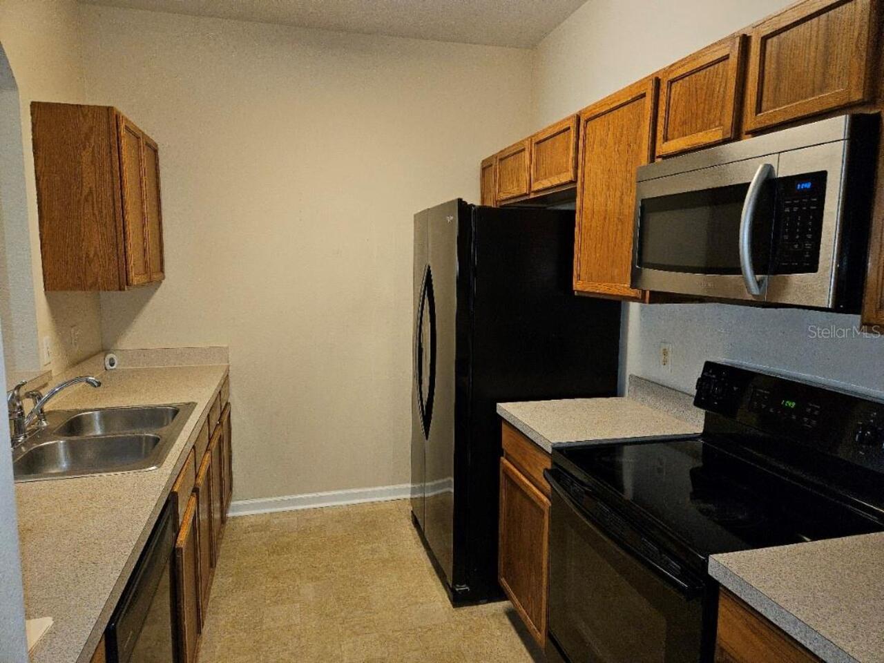 Listing Photo 16