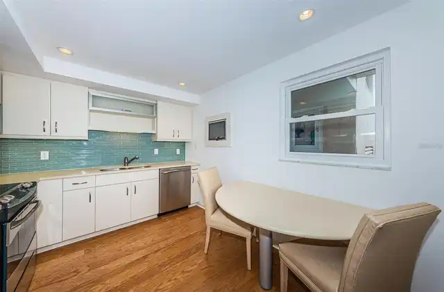 Listing Photo 8