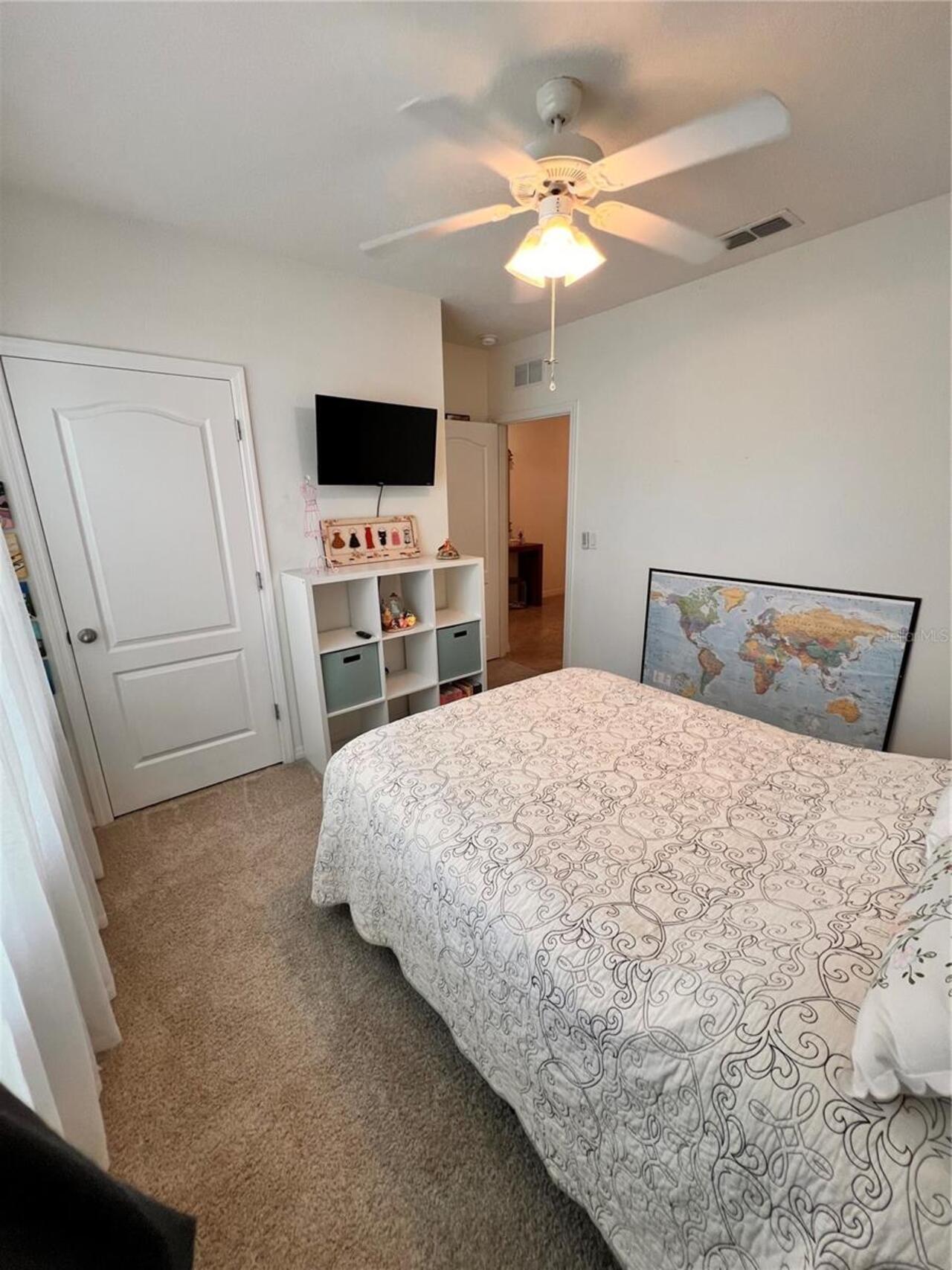 Listing Photo 9