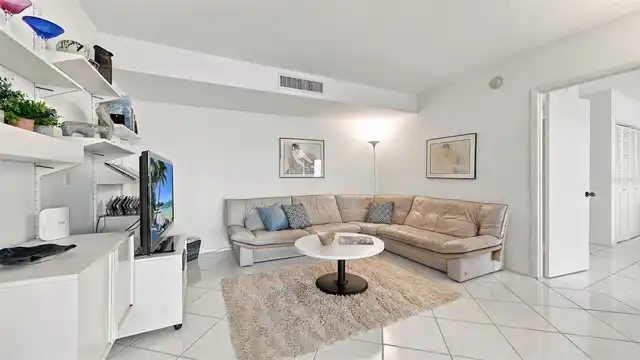 Listing Photo 13