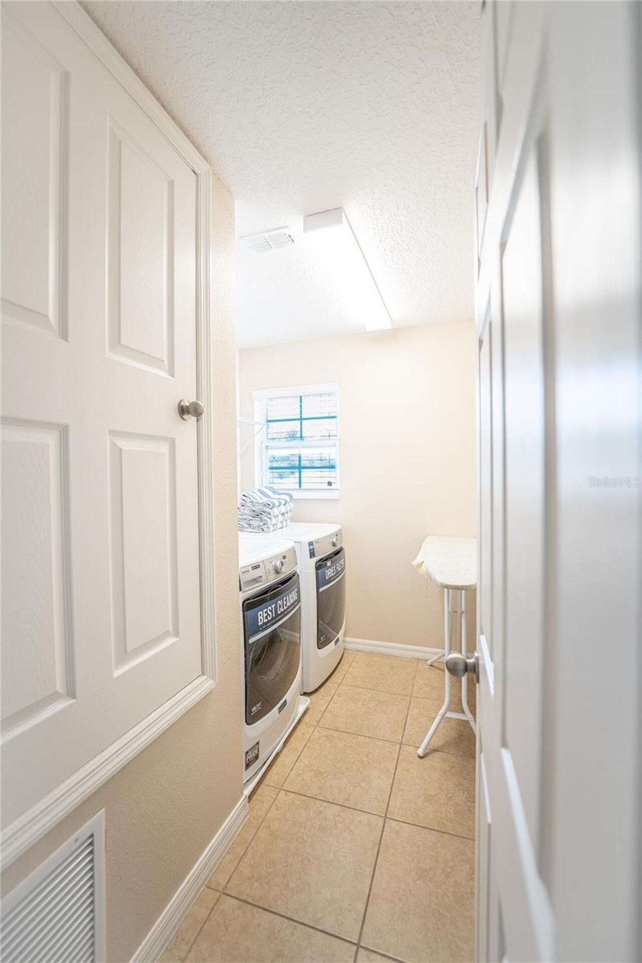 Listing Photo 8