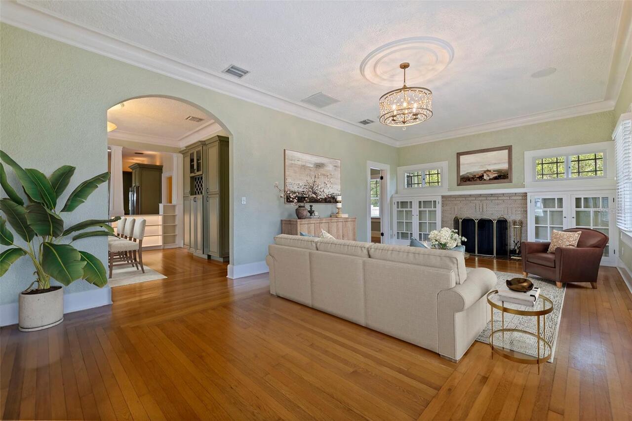 Listing Photo 8