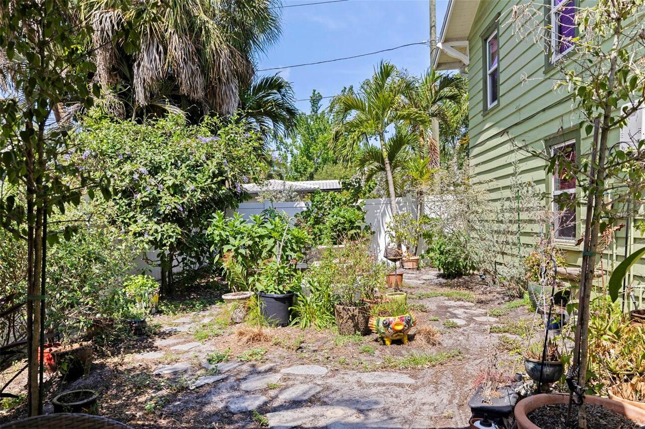 Listing Photo 38
