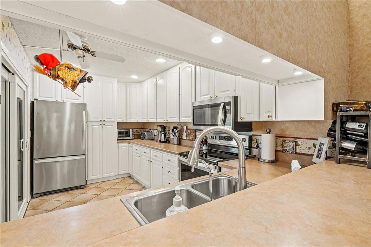 Listing Photo 9