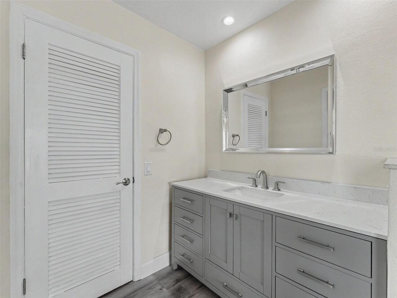 Listing Photo 28