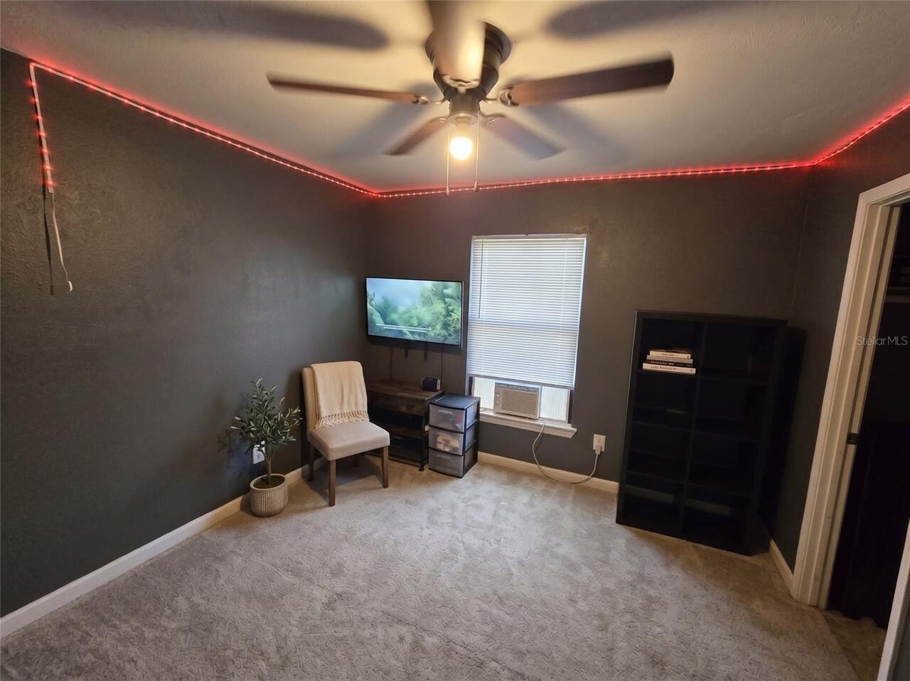 Listing Photo 17
