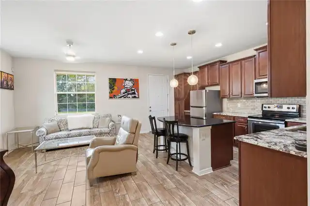 Listing Photo 13