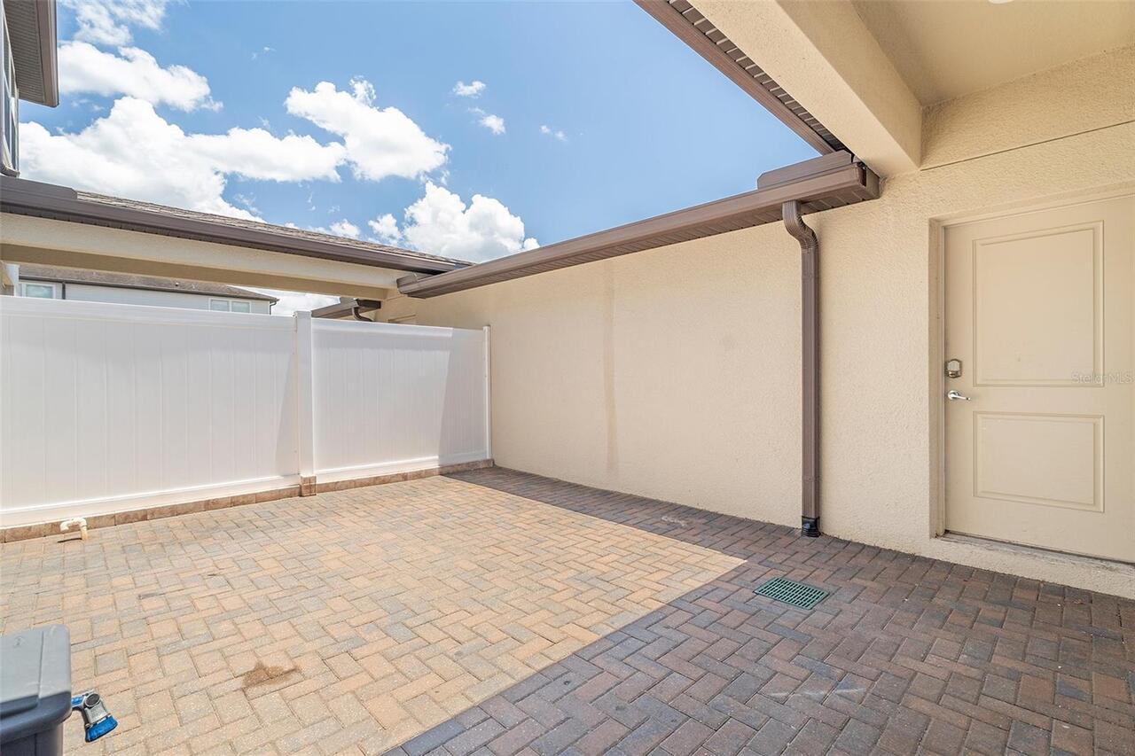 Listing Photo 16