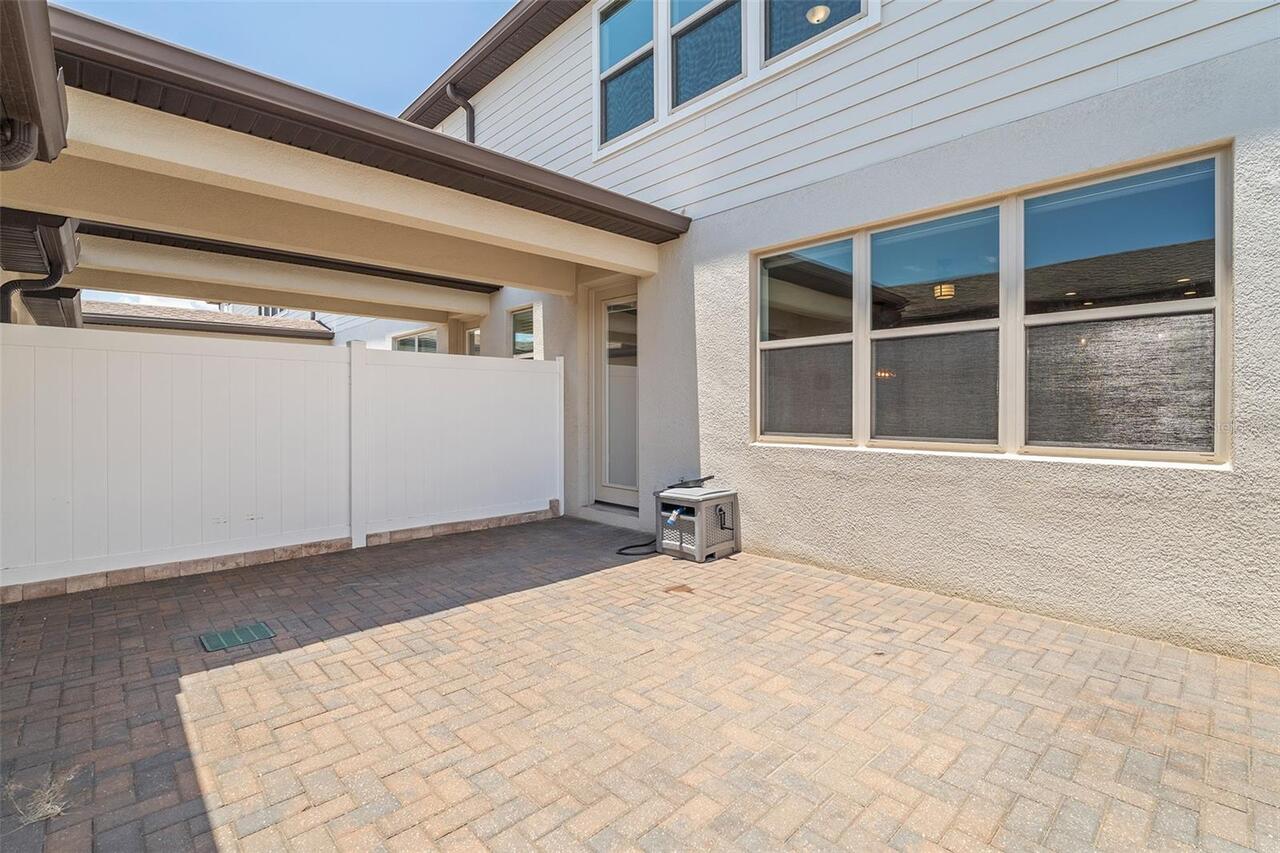 Listing Photo 17