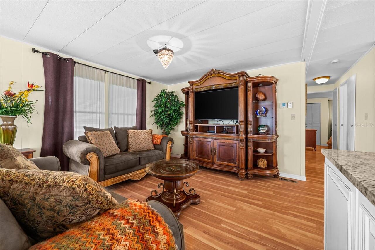 Listing Photo 13