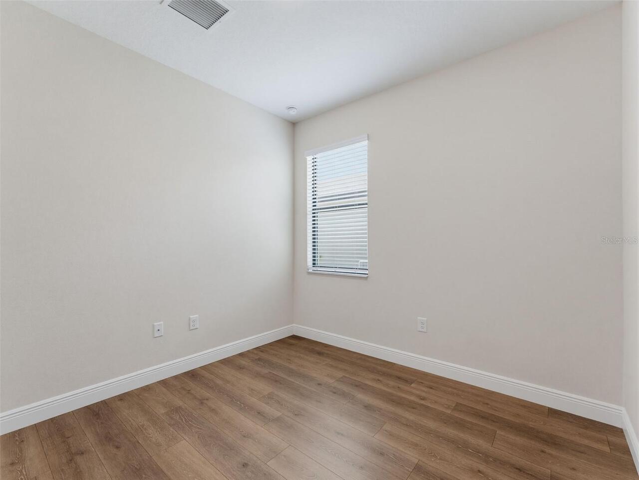Listing Photo 35