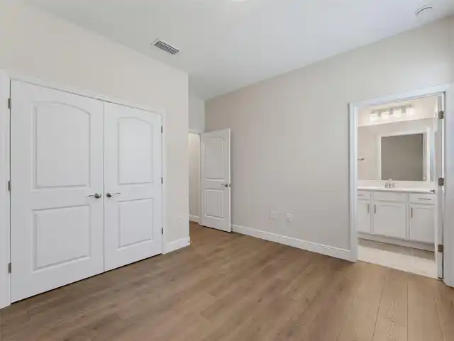 Listing Photo 43
