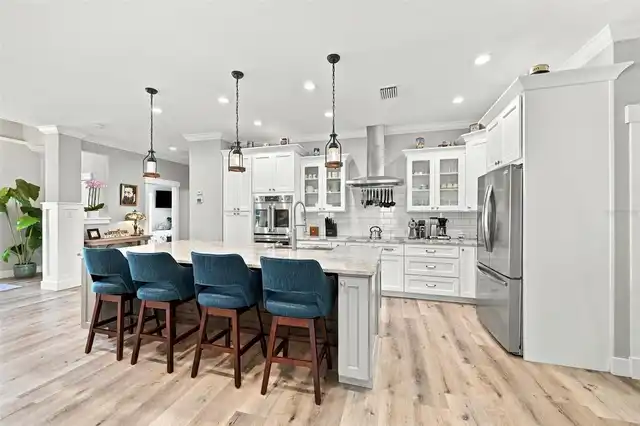 Listing Photo 15
