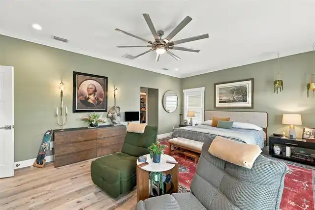 Listing Photo 31