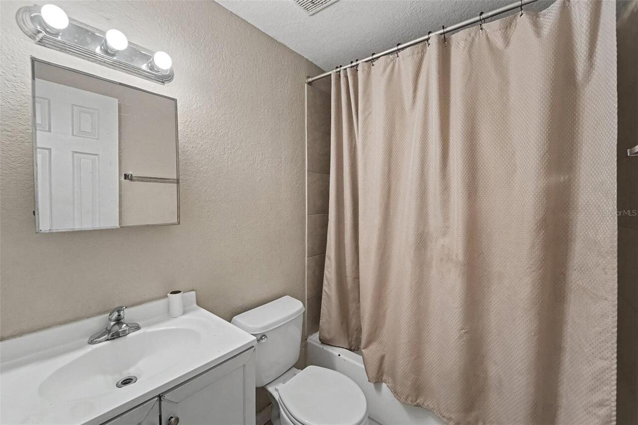 Listing Photo 14