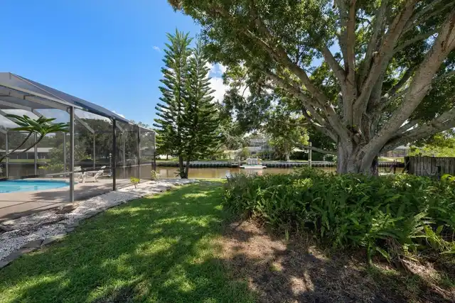 Listing Photo 6