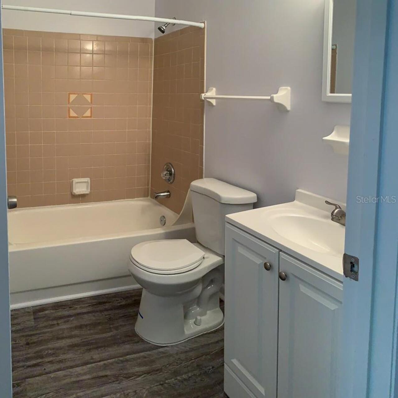 Listing Photo 12