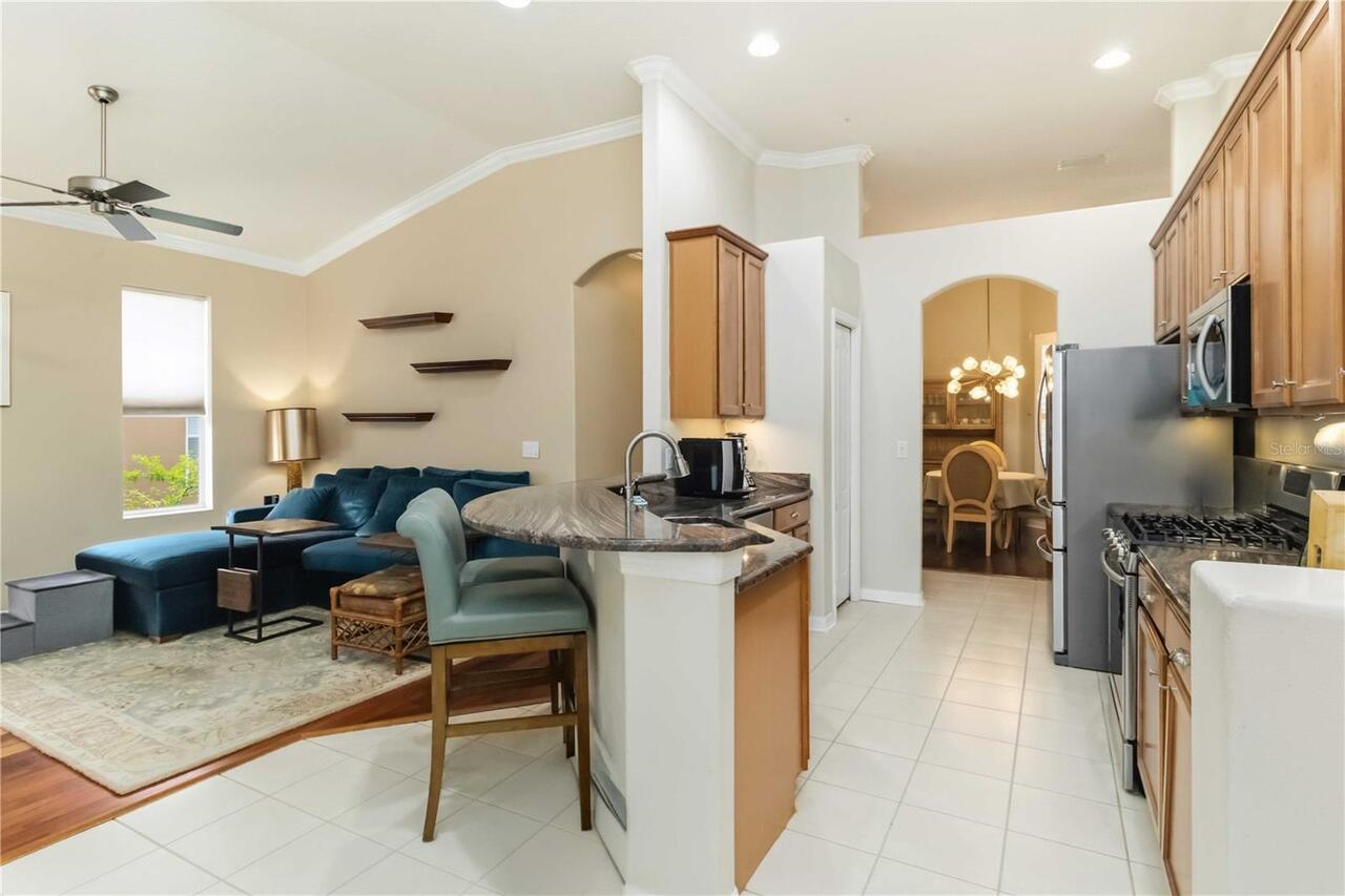 Listing Photo 11