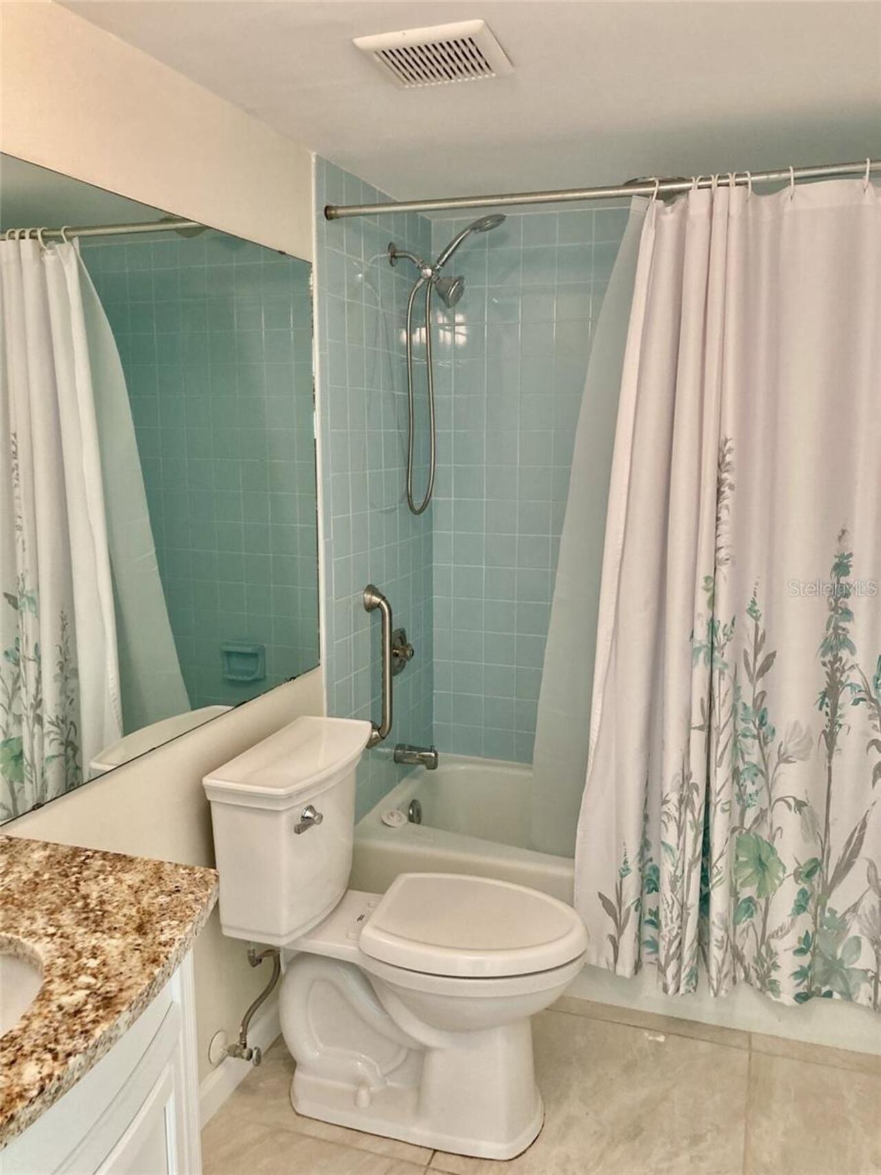 Listing Photo 22