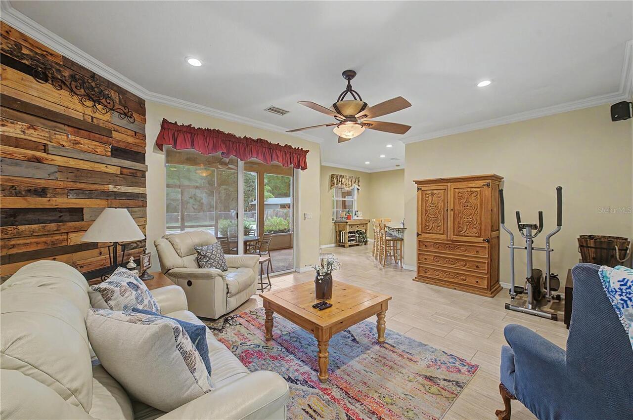 Listing Photo 7