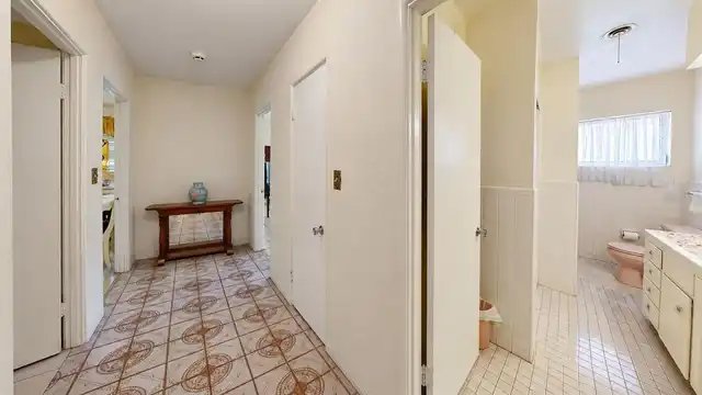 Listing Photo 14