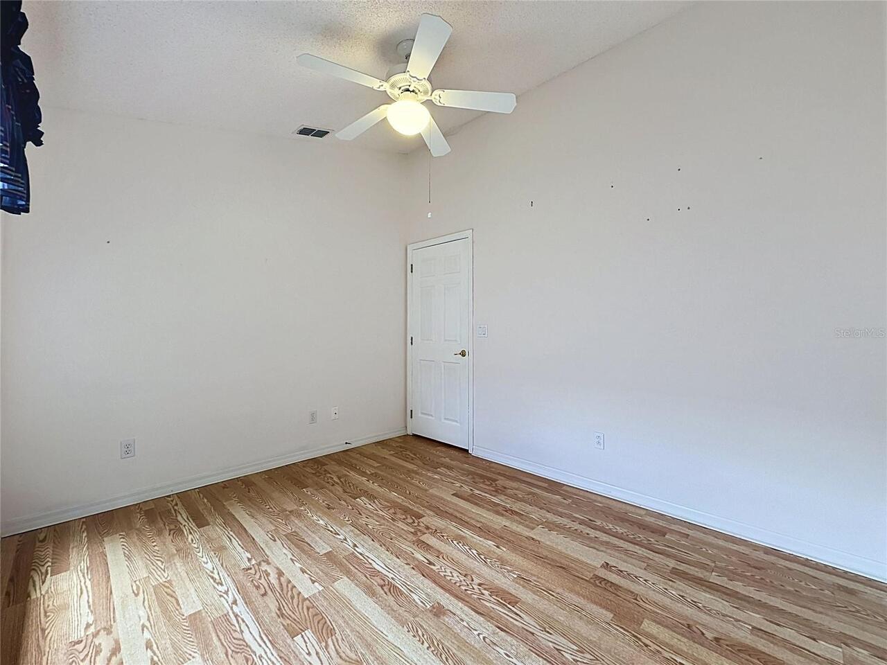 Listing Photo 24