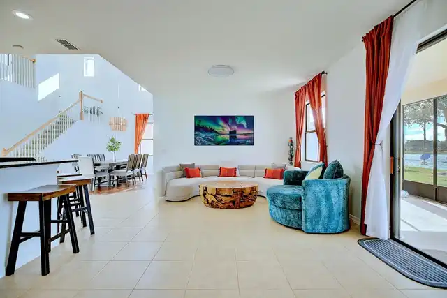 Listing Photo 18