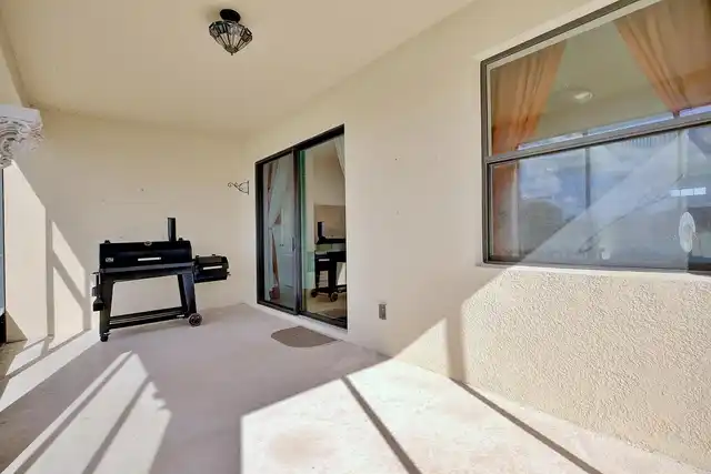 Listing Photo 24