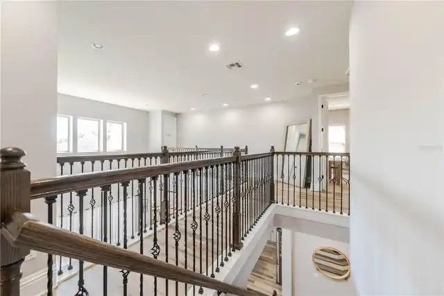 Listing Photo 26
