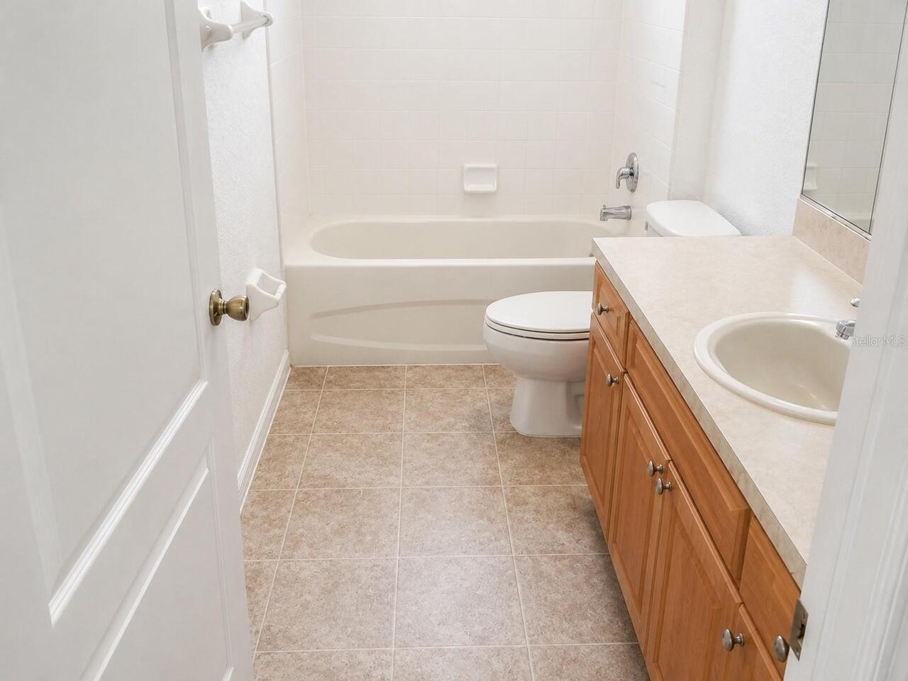 Listing Photo 12