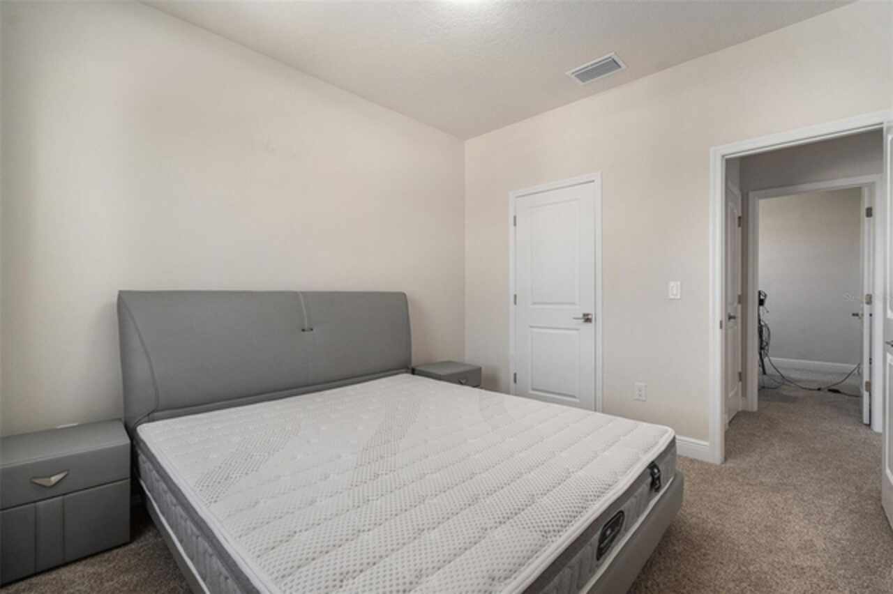 Listing Photo 34