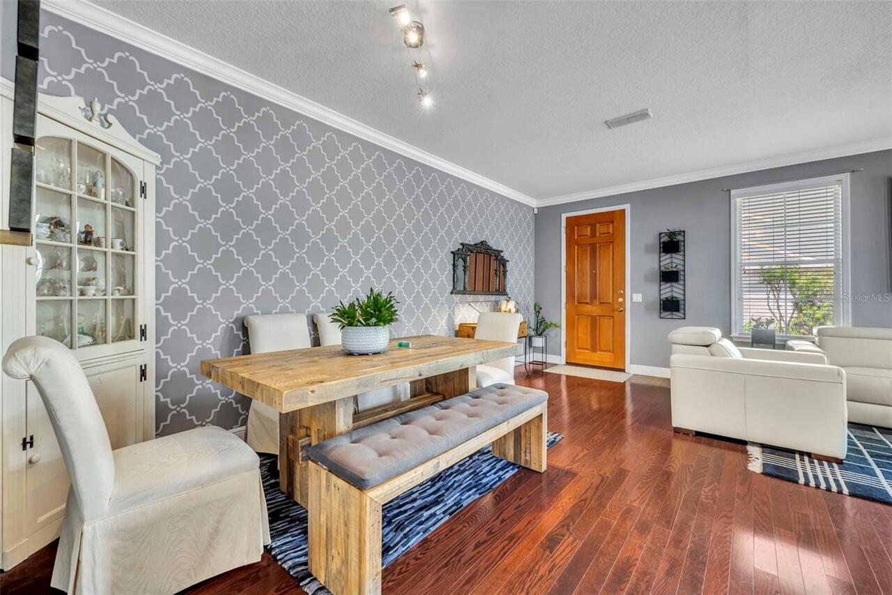 Listing Photo 9