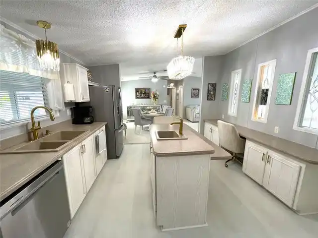 Listing Photo 13