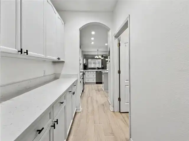 Listing Photo 7
