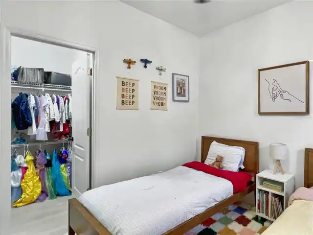 Listing Photo 25
