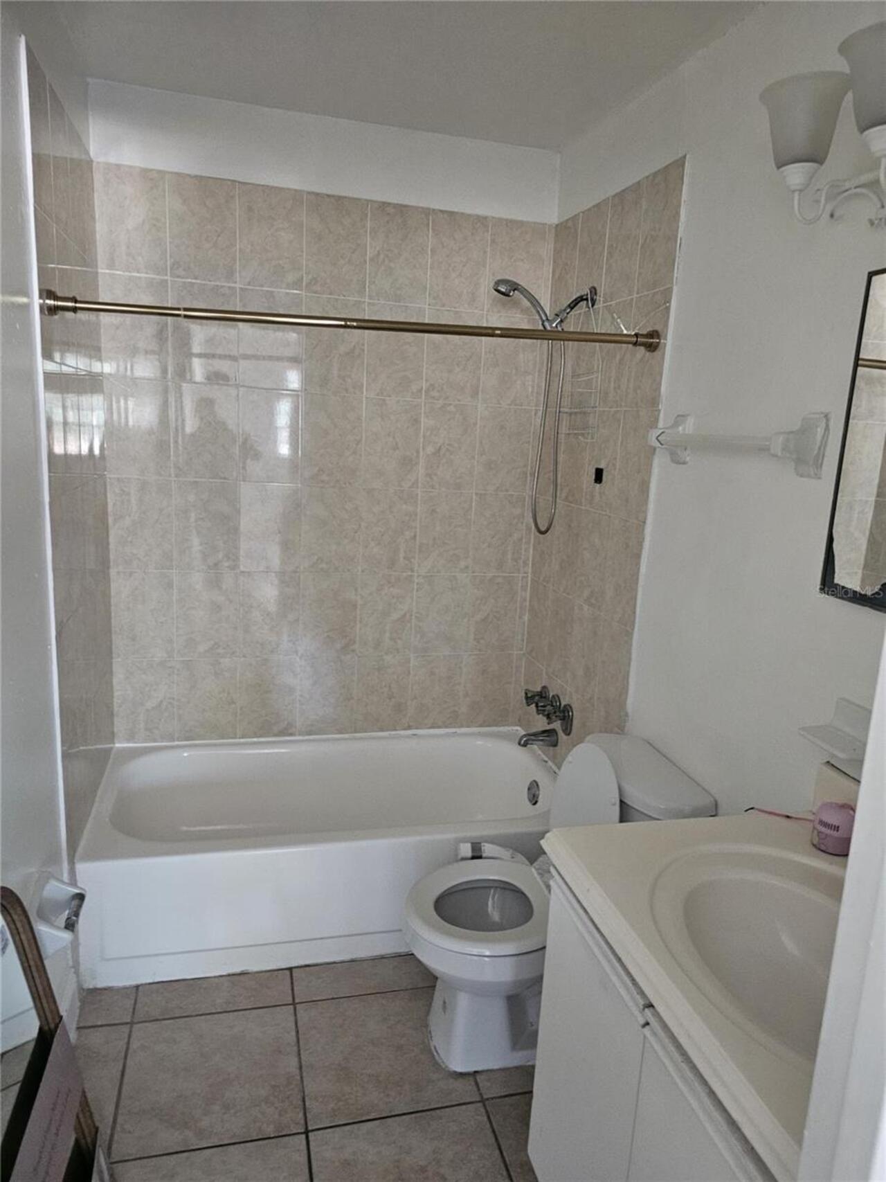Listing Photo 14