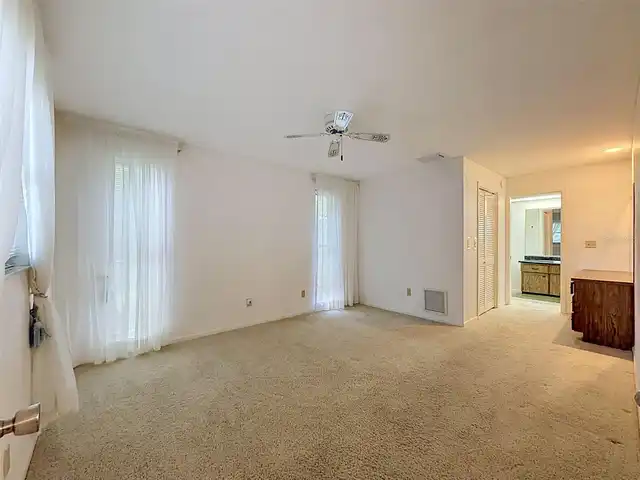 Listing Photo 33