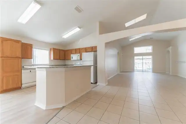 Listing Photo 7