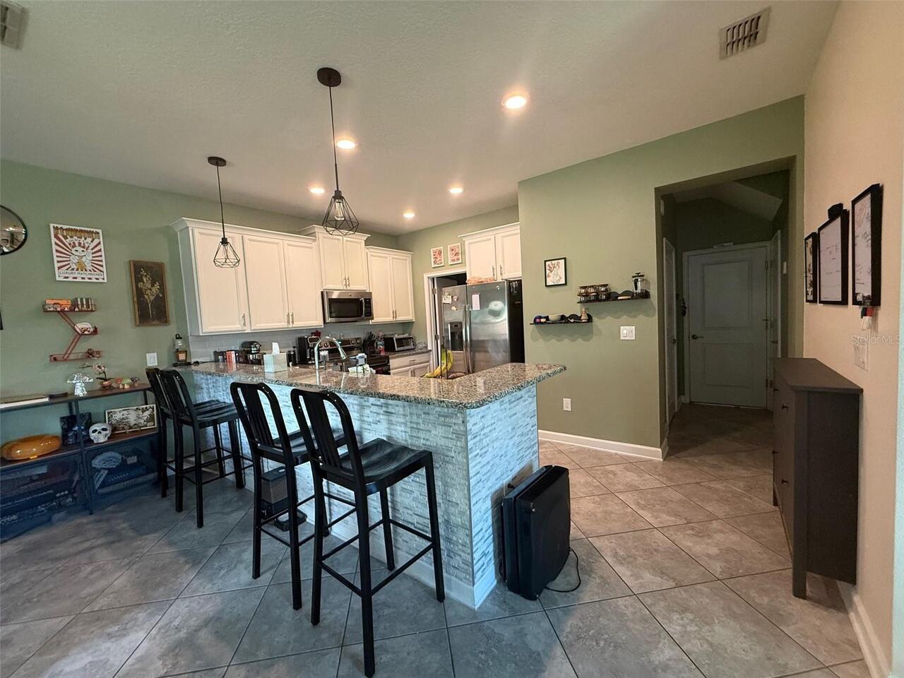 Listing Photo 7