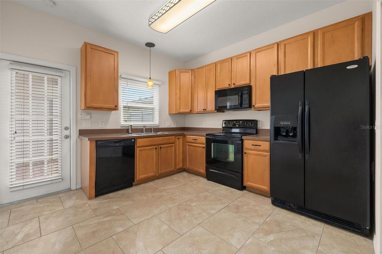 Listing Photo 10