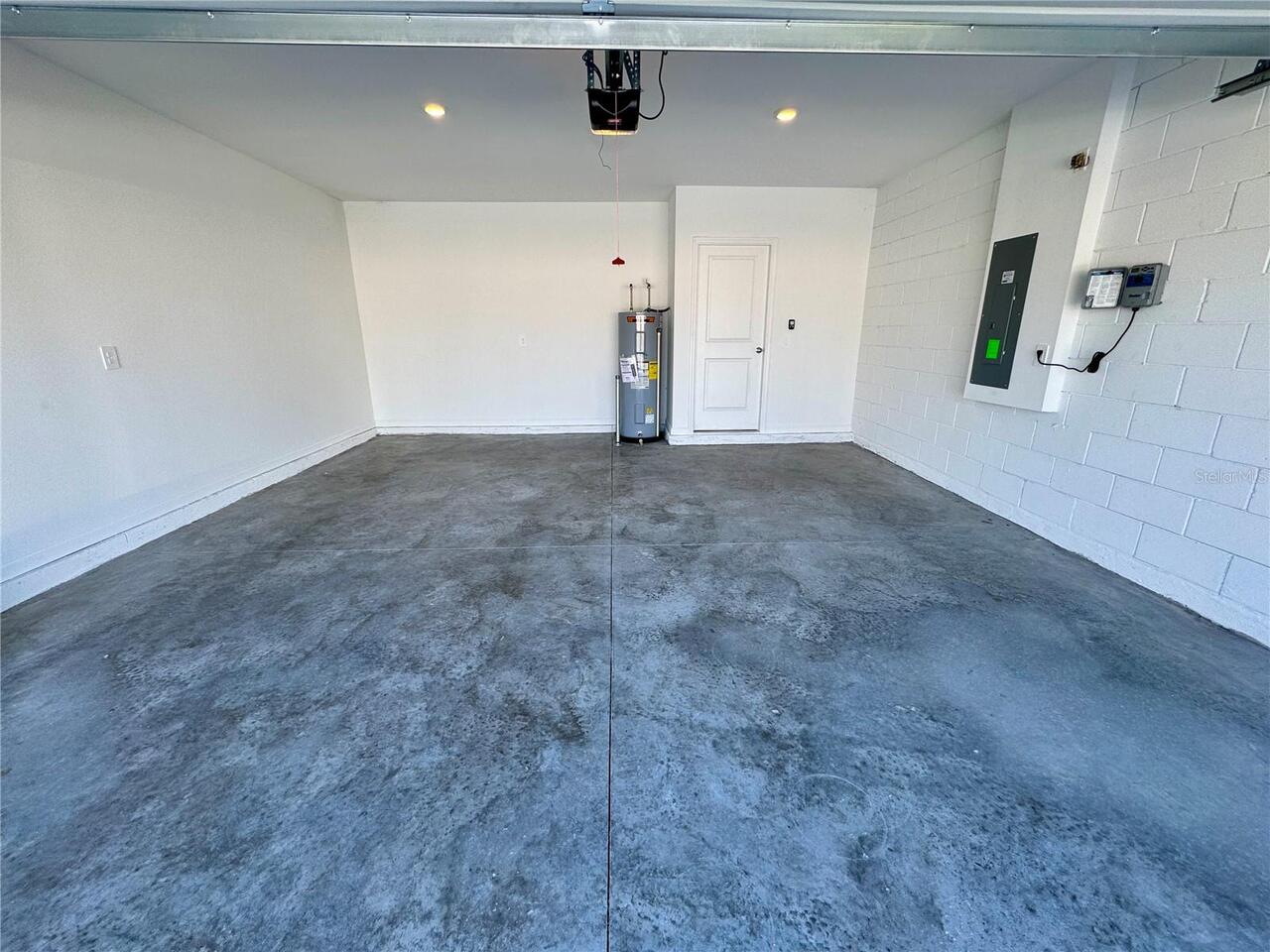 Listing Photo 11
